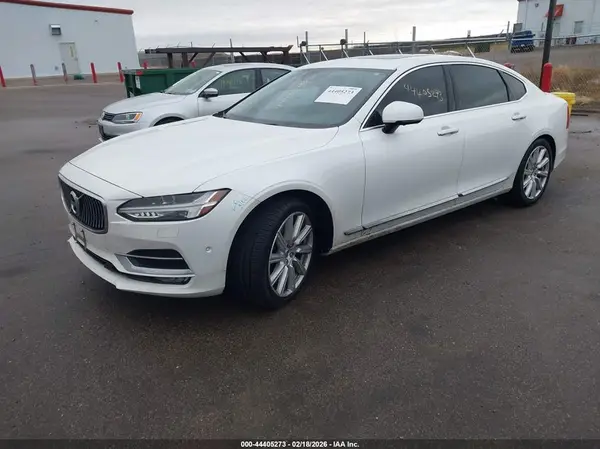 LVY992MLXJP037703 2018 VOLVO S90 - Image 2