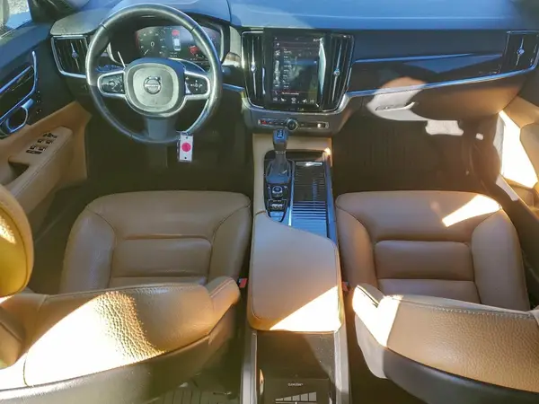 LVYA22MK9JP053528 2018 VOLVO S90 - Image 8