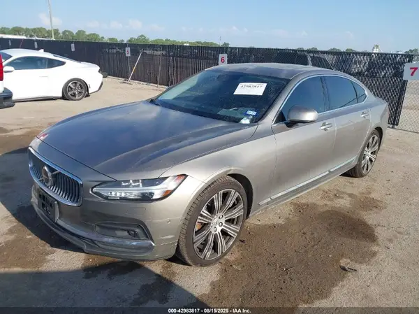 LVYA22ML4MP215871 2021 VOLVO S90 - Image 2