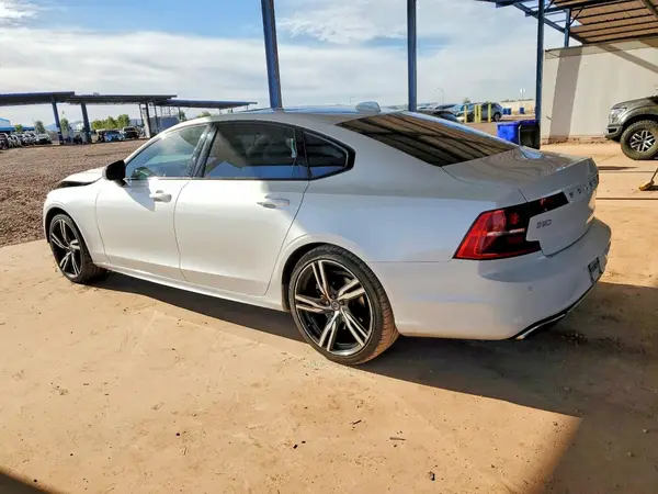 LVYA22MTXLP175343 2020 VOLVO S90 - Image 2