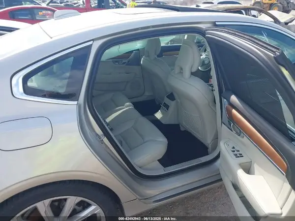 LVYBR0AL4JP046116 2018 VOLVO S90 - Image 8