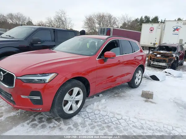 LYV062RK6NB022478 2022 VOLVO XC60 - Image 2