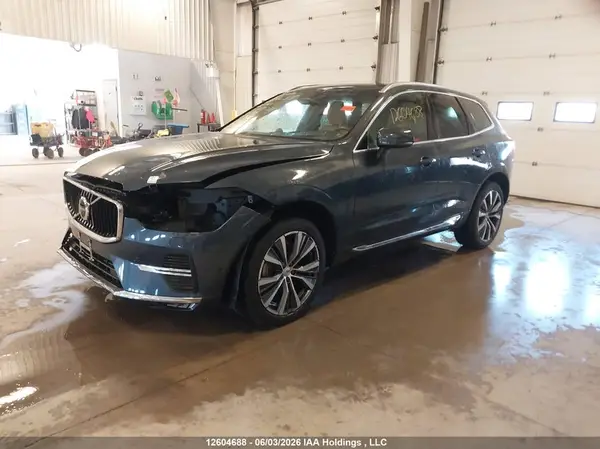 LYV062RL2NB989386 2022 VOLVO XC60 - Image 2