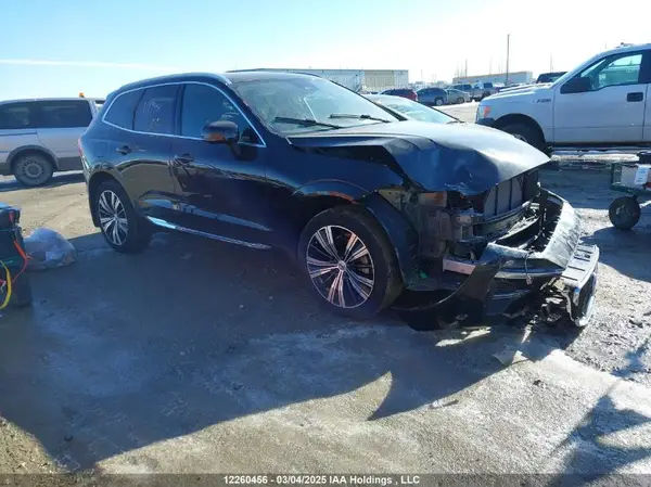 LYV062RN7PB215851 2023 VOLVO XC60 - Image 1
