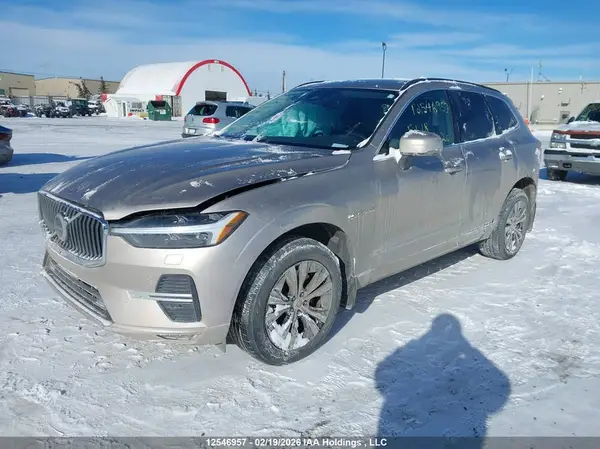 LYV062RV5PB325443 2023 VOLVO XC60 - Image 2