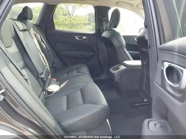 LYV062RW7PB315988 2023 VOLVO XC60 - Image 8