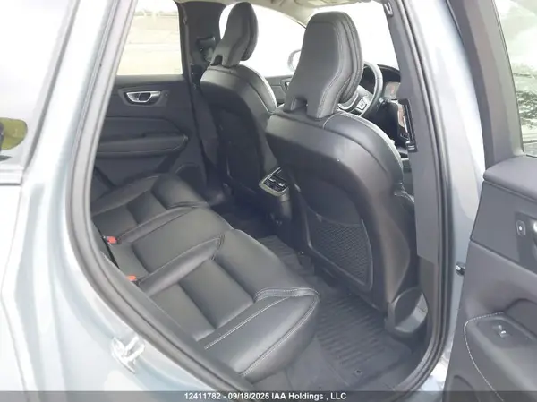 LYV062RX9PB361332 2023 VOLVO XC60 - Image 8