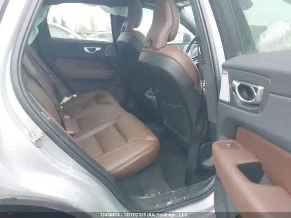 LYV062RX9PB361752 2023 VOLVO XC60 - Image 8
