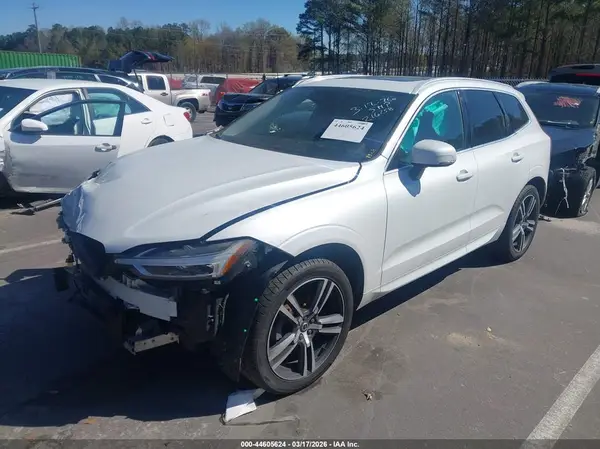 LYV102DK0KB214598 2019 VOLVO XC60 - Image 2