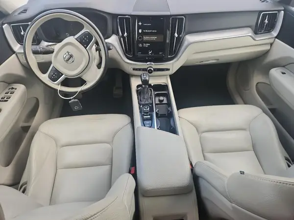 LYV102DK2KB200699 2019 VOLVO XC60 - Image 8