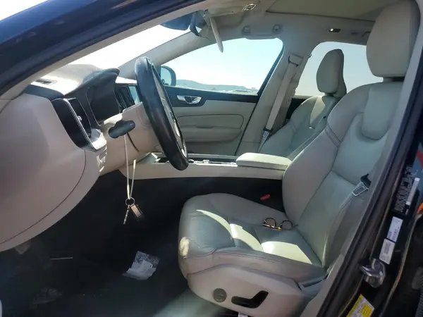 LYV102DK2KB241849 2019 VOLVO XC60 - Image 7