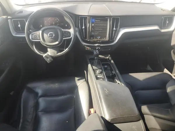LYV102DK2KB357942 2019 VOLVO XC60 - Image 8