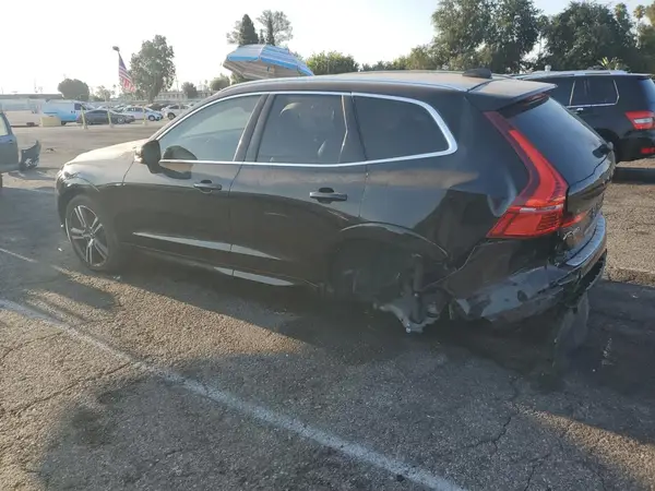 LYV102DK4KB224549 2019 VOLVO XC60 - Image 2