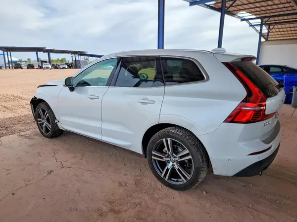 LYV102DK4KB250164 2019 VOLVO XC60 - Image 2