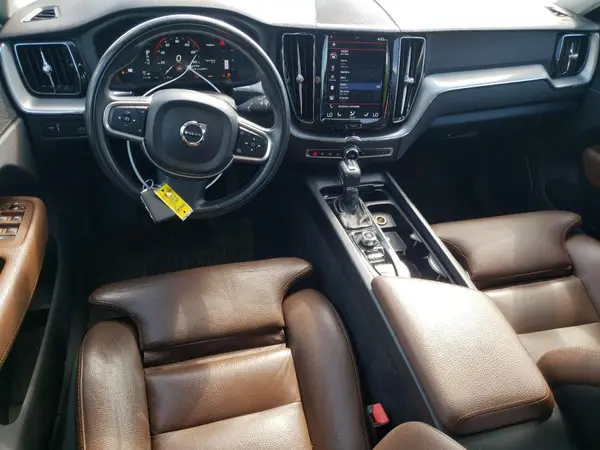 LYV102DK5KB239237 2019 VOLVO XC60 - Image 8