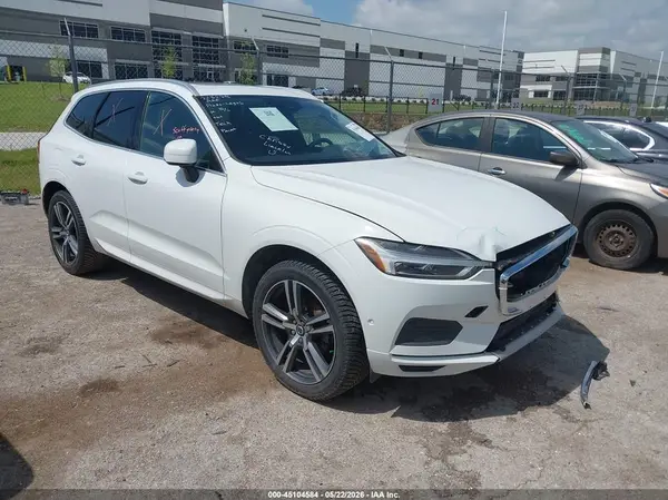 LYV102DK6KB176696 2019 VOLVO XC60 - Image 1
