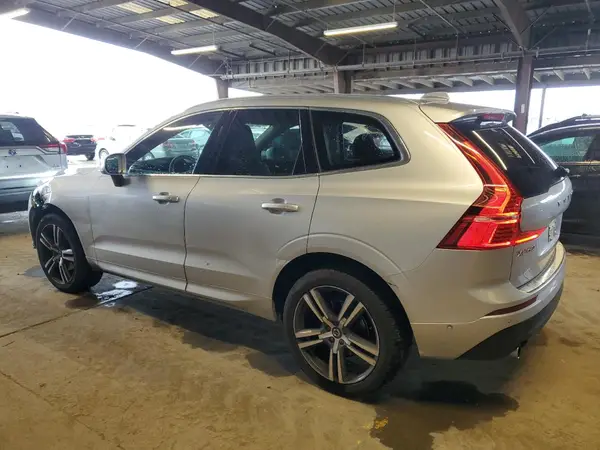 LYV102DK6KB289824 2019 VOLVO XC60 - Image 2