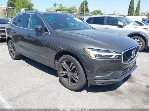 LYV102DK7KB187349 2019 VOLVO XC60 - Image 1