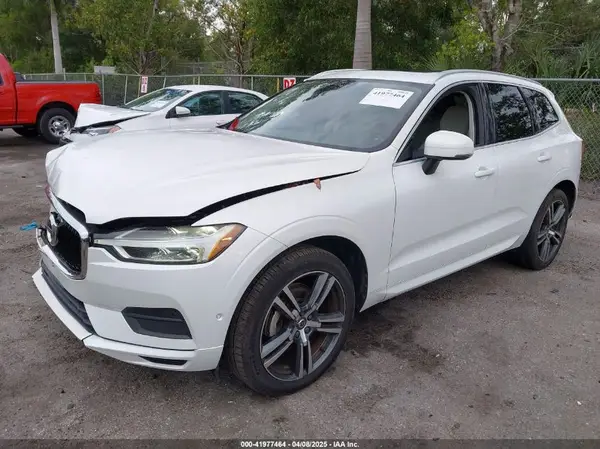 LYV102DK8KB191507 2019 VOLVO XC60 - Image 2