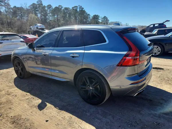 LYV102DK8KB192415 2019 VOLVO XC60 - Image 2