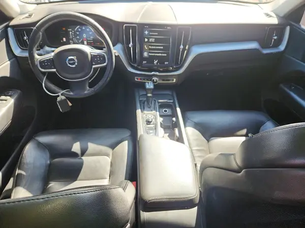 LYV102DK8KB192415 2019 VOLVO XC60 - Image 8