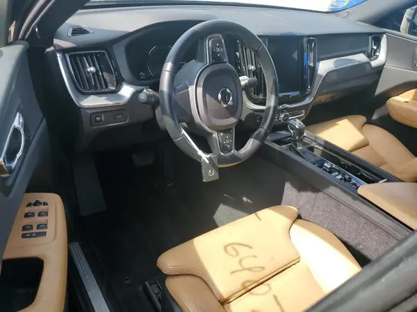 LYV102DK8KB192432 2019 VOLVO XC60 - Image 8