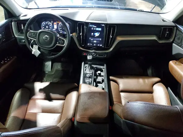 LYV102DK8KB247400 2019 VOLVO XC60 - Image 8