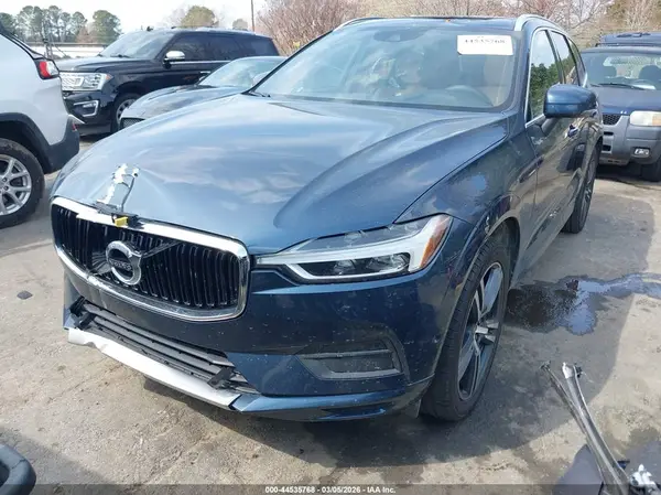 LYV102DK8KB250619 2019 VOLVO XC60 - Image 2