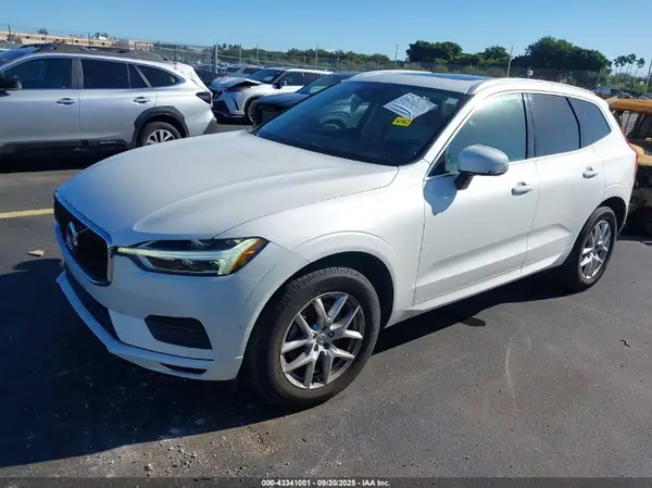 LYV102DK9KB357839 2019 VOLVO XC60 - Image 2