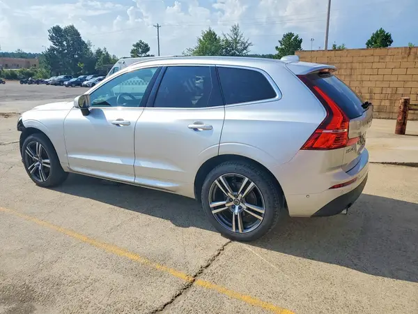 LYV102DKXKB187359 2019 VOLVO XC60 - Image 2