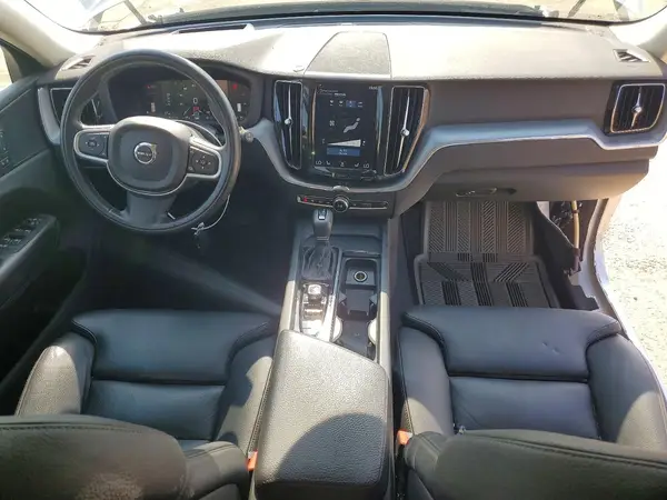 LYV102DKXKB187359 2019 VOLVO XC60 - Image 8