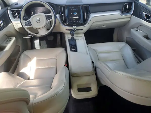 LYV102DKXKB251593 2019 VOLVO XC60 - Image 8
