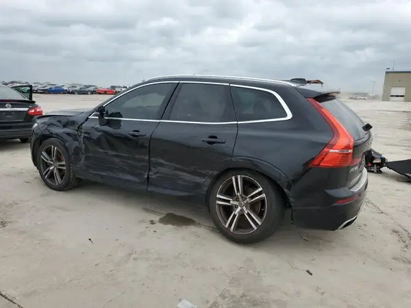 LYV102DKXKB263517 2019 VOLVO XC60 - Image 2