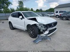 LYV102DL2KB327302 2019 VOLVO XC60