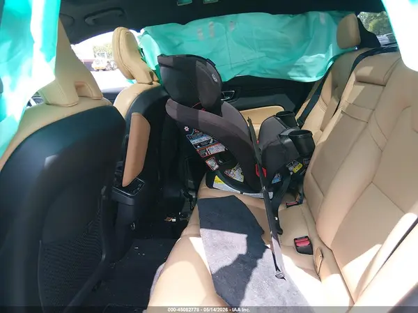 LYV102DL3KB293631 2019 VOLVO XC60 - Image 8