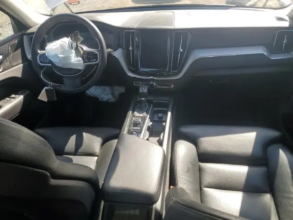 LYV102DL6KB219393 2019 VOLVO XC60 - Image 8