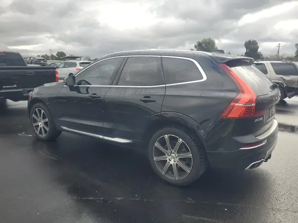 LYV102DL6KB231270 2019 VOLVO XC60 - Image 2