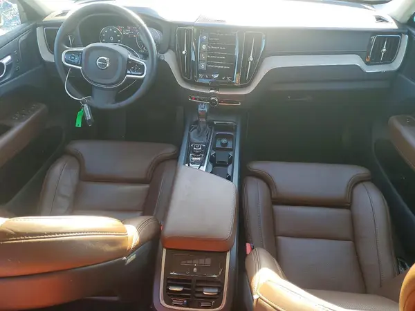 LYV102DL7KB239507 2019 VOLVO XC60 - Image 8