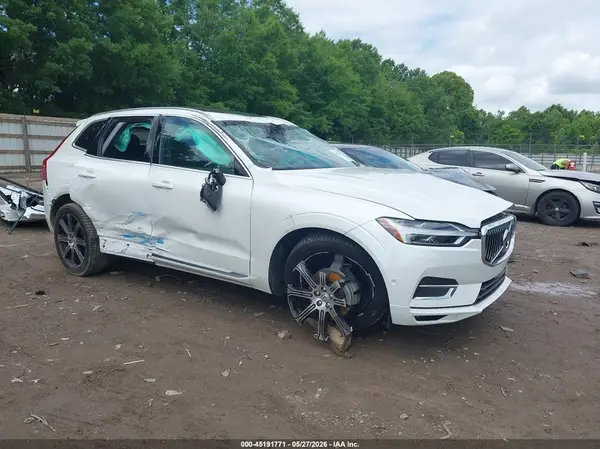 LYV102DLXKB251263 2019 VOLVO XC60 - Image 1