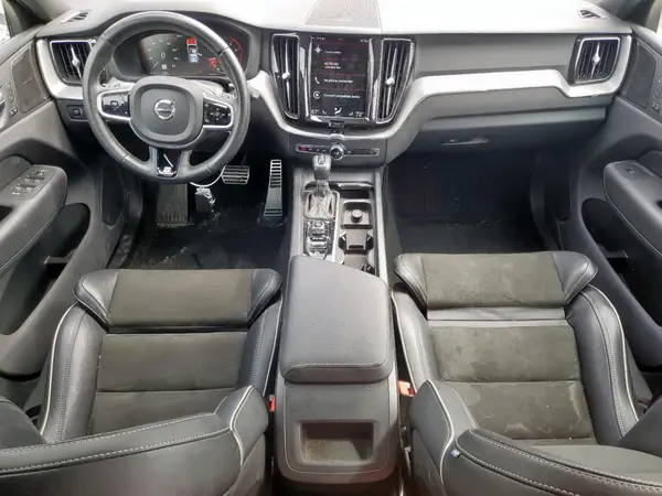 LYV102DM9KB230865 2019 VOLVO XC60 - Image 8