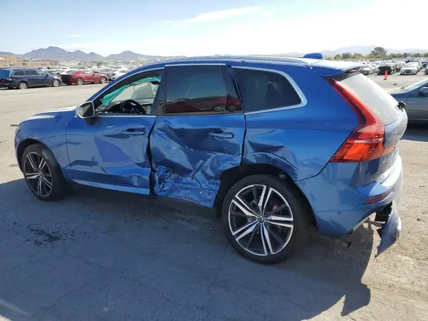 LYV102DMXKB326276 2019 VOLVO XC60 - Image 2
