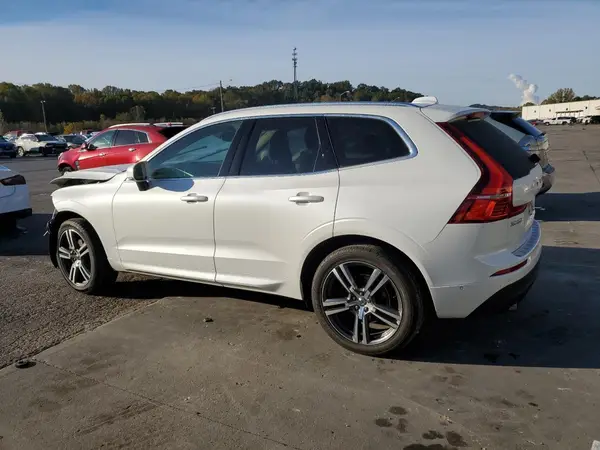 LYV102RK0JB068923 2018 VOLVO XC60 - Image 2