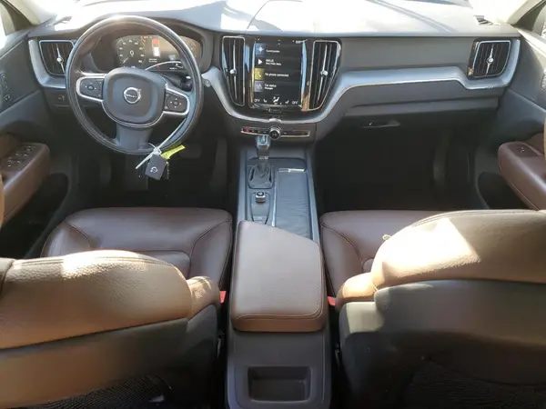 LYV102RK0JB068923 2018 VOLVO XC60 - Image 8
