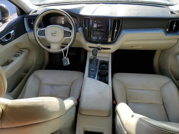 LYV102RK0JB087441 2018 VOLVO XC60 - Image 8