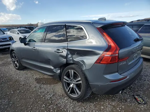 LYV102RK0JB088167 2018 VOLVO XC60 - Image 2