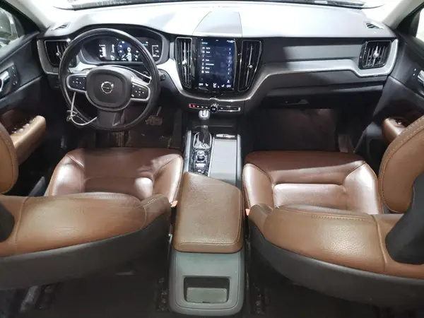 LYV102RK0JB101693 2018 VOLVO XC60 - Image 8