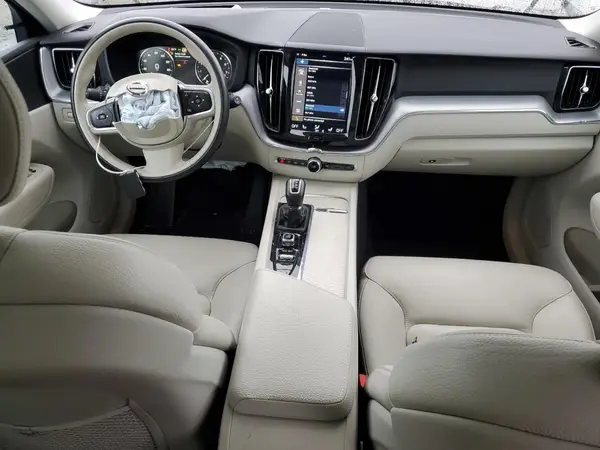 LYV102RK0JB110409 2018 VOLVO XC60 - Image 8