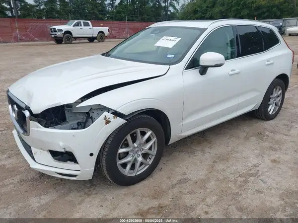 LYV102RK0JB113651 2018 VOLVO XC60 - Image 2