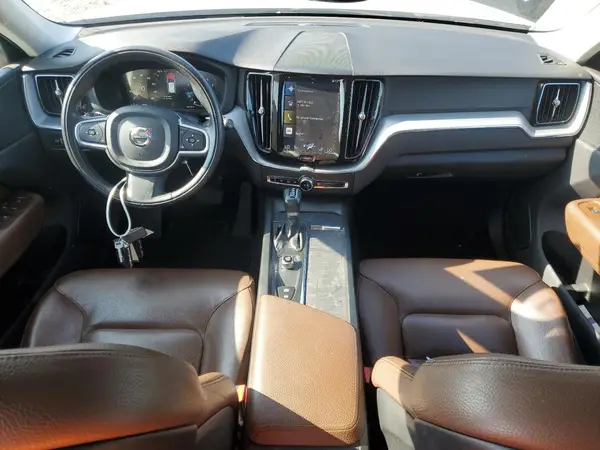 LYV102RK1JB078554 2018 VOLVO XC60 - Image 8
