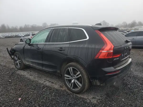 LYV102RK1JB087884 2018 VOLVO XC60 - Image 2